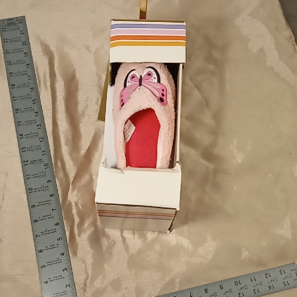 Pink Slipper with Butterfly Design - Picture 7 of 11